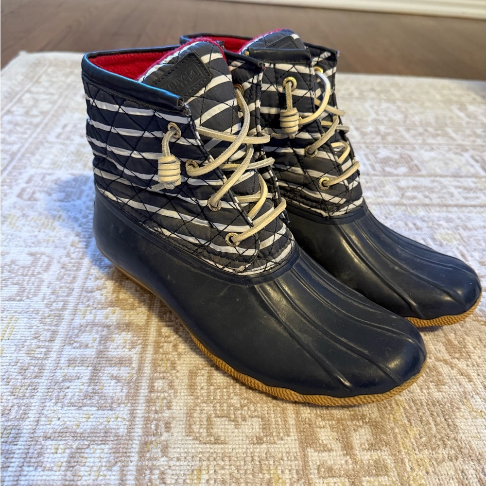 Sperry Navy Quilted Duck Boots with Tan Laces and Red Lining